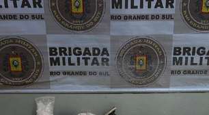 Força Tática prende suspeito armado e com drogas na Lomba do Pinheiro