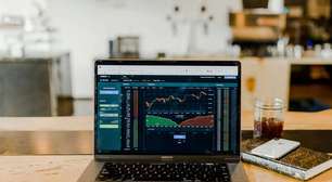 Ações recomendadas para janeiro: por que o mercado começa o ano sem grandes apostas