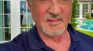 Sylvester Stallone conclui autobiografia escrita à mão