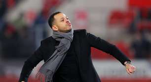 Chelsea anuncia Liam Rosenior como novo treinador