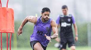 Fluminense vive expectativa por acertos com Hulk e Savarino