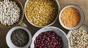 Quais são os alimentos que ajudam a baixar o colesterol naturalmente?