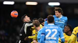 Italiano: Napoli reage no segundo tempo e empata com Verona em casa