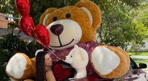 Namorada se declara após presente de aniversário de jogador do Corinthians: "Meu coração é seu"