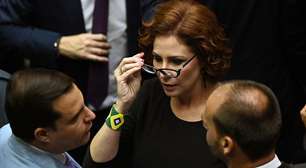 Plenário da Câmara ignora CCJ e salva Zambelli de cassação