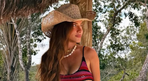 Giovanna Ewbank compõe look de moda praia com crochê e búzios