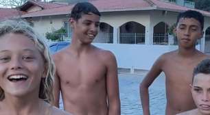 'Gangue' de surfistas mirins salva criança e adolescente de afogamento em praia de SC