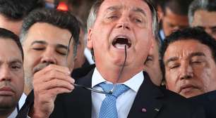 Bolsonaro poderia reduzir pena em até 3 anos se lesse mais de 300 livros