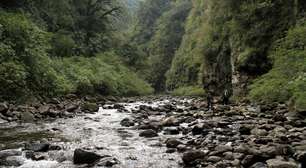 Como é a trilha dentro do Cânion Itaimbezinho, em Cambará do Sul (RS)
