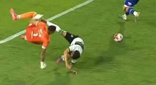 Promessa do Coritiba quebra o braço em estreia do Paranaense: "Exame aponta"