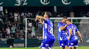 Coritiba é surpreendido e perde para o Foz do Iguaçu na estreia do Paranaense