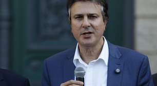 Piso dos professores terá reajuste acima da inflação em 2026, diz Camilo