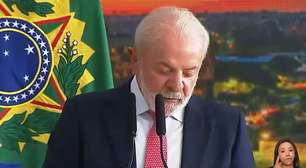 Em cerimônia sem Motta e Alcolumbre, Lula lê lista de nomes presentes para agradecer