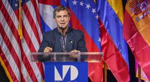 Intervenção dos EUA na Venezuela pode ser ensaio para conflito geopolítico mundial, diz especialista