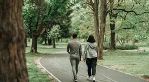 Caminhar em jejum emagrece mais rápido? Saiba o que acontece no seu corpo