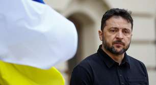 Rússia ataca a Ucrânia com míssil de capacidade nuclear e mata 4; Zelensky cobra reação mundial