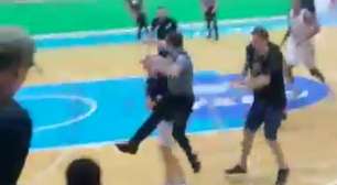 Árbitro sofre grave agressão após jogo no Brasil