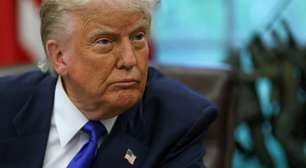 Trump assina decreto para proteger receita do petróleo venezuelano mantida em contas nos EUA