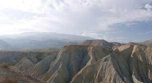 Deserto europeu lembra cenários alienígenas e abrigou o faroeste de Hollywood