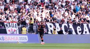 Lateral da base volta a entrar em campo pelo Corinthians após quase um ano