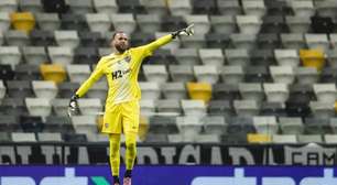 Everson vê mágoa da torcida e lamenta tropeço em estreia no Mineiro