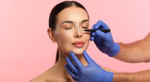 Cirurgias plásticas: por que a procura cresce no verão?