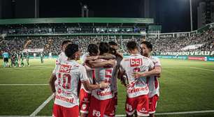 Paysandu abre o bolso para assinar com defensor do Vila Nova