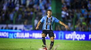 Arthur faz seu primeiro gol no retorno ao Grêmio e exalta elenco