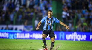 Arthur destaca qualidade do elenco do Grêmio após goleada na estreia do Campeonato Gaúcho