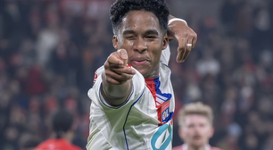Endrick é titular no Lyon e estreia com gol contra o Lille