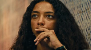 De juliet, atriz de O Agente Secreto escolhe look de marca da Amazônia para o Globo de Ouro