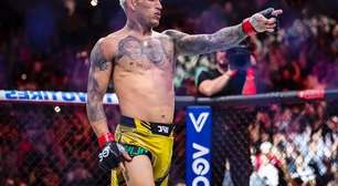 VÍDEO: Charles do Bronx copia Holloway, aponta para o chão e se prepara para trocação franca no UFC 326