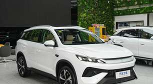 Song Pro 2026 ganha novo visual na China e pode rodar até 220 km no modo elétrico