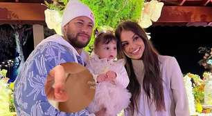 Após fratura exposta em grave acidente, Amanda Kimberlly mostra como ficou o dedo da filha com Neymar. Foto