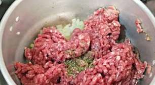 Carne moída com batata rápida e saborosa para uma refeição prática e nutritiva no seu dia a dia