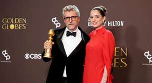 Diretor de 'O Agente Secreto' critica Bolsonaro e lembra prisão após vitória no Globo de Ouro