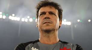 Vasco acelera no mercado e mira atacante pedido por Diniz