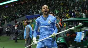 Palmeiras libera Weverton e acerta saída do goleiro para o Grêmio