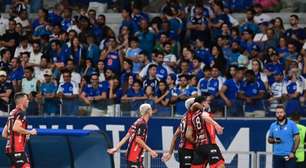 Denunciado pelo Vila Nova e suspenso por 2 anos, jogador vive "remontada" contra o Cruzeiro