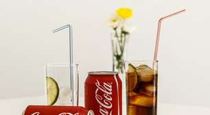 Uma vez por ano, lata da Coca-Cola fica azul no Brasil