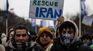 'Ajuda está a caminho', diz Trump a manifestantes no Irã