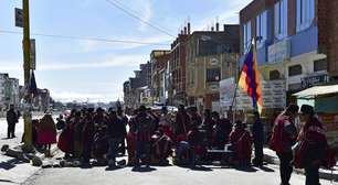 Após protestos, governo da Bolívia anula pacote econômico
