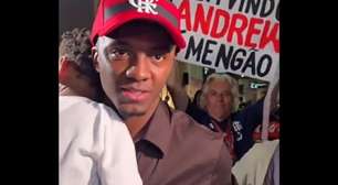 Andrew chega ao Rio para realizar exames e assinar com o Flamengo