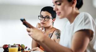 Como identificar pessoas interesseiras, segundo a psicologia