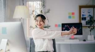 Menos dor, mais produtividade: 4 alongamentos para fazer no trabalho