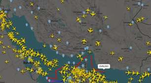 Avião da marinha dos Estados Unidos faz voo próximo ao Irã em meio a protestos