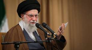 Irã acusa EUA de buscar pretexto para intervenção militar