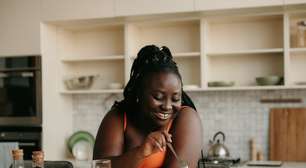 Parar de comer gordura é um erro para quem quer emagrecer: nutricionista revela o que você deve comer para secar