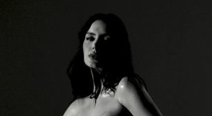 A vertigem pop de Júlia Rezende: cantora lança 'Ponta Cabeça', clipe gravado em plano sequência