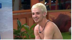 'BBB 26': Juliano Floss chama famosa de 'sem carisma' e ela rebate sem dó